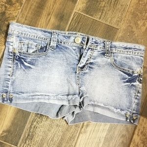 Wallflower Shorts